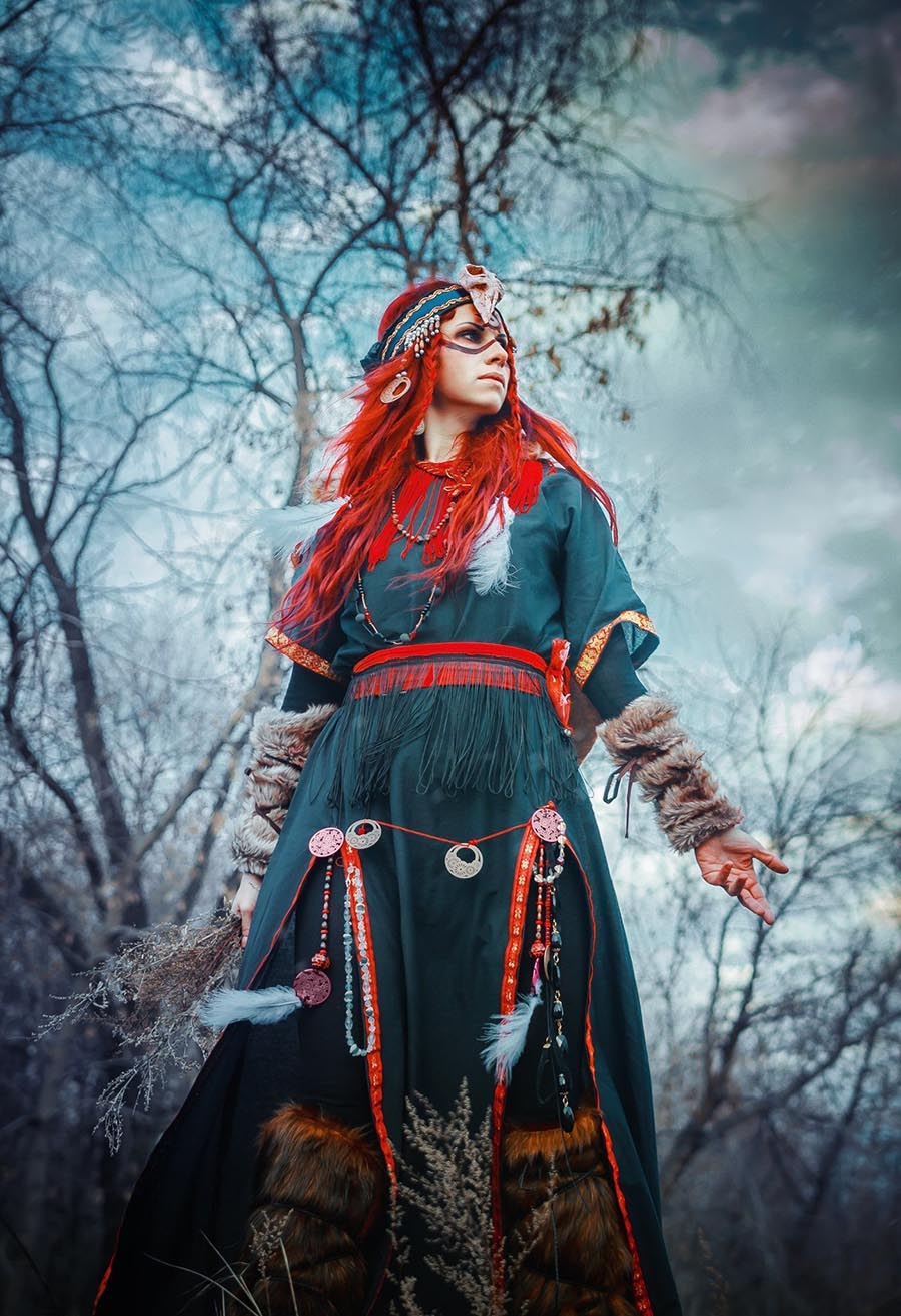 Girls in Slavic costumes underwear in Puchon